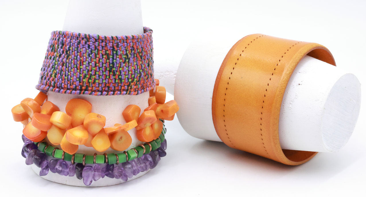 Terra Tela bracelet II (Lat. tela – fabric)