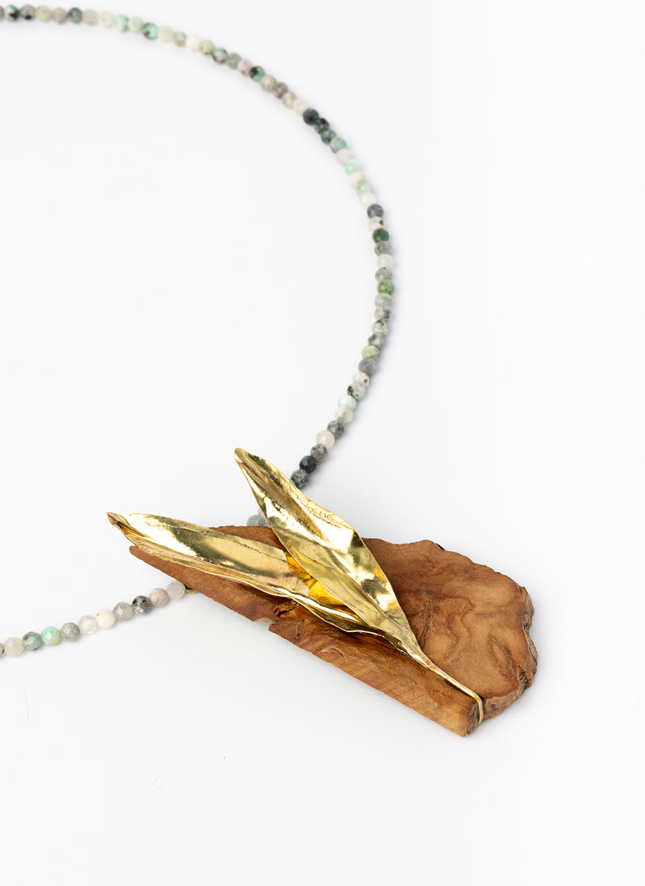 Amulet snage i mira